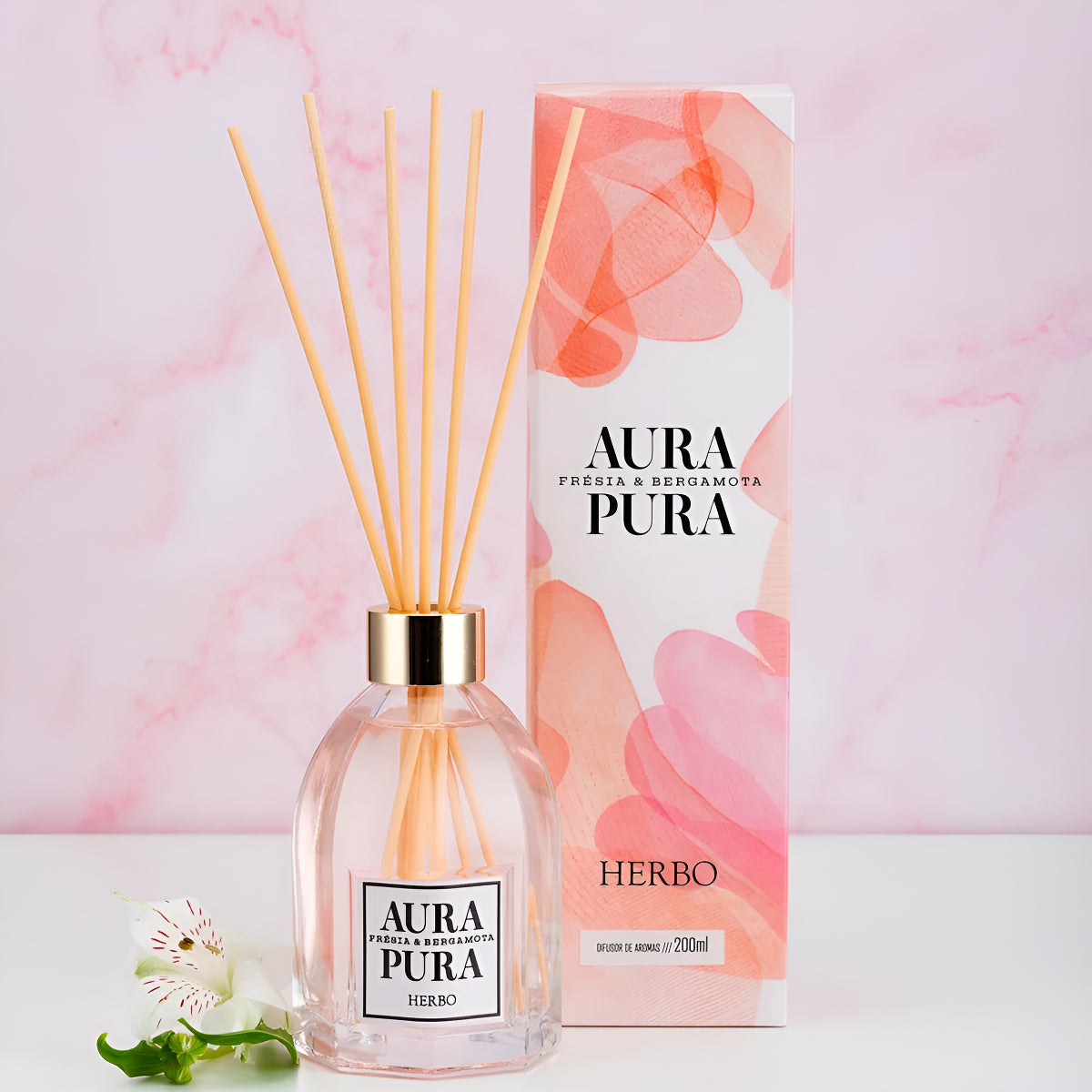 Difusor de Varetas Frésia e Bergamota 200ml – Herbo Linha Aura Pura