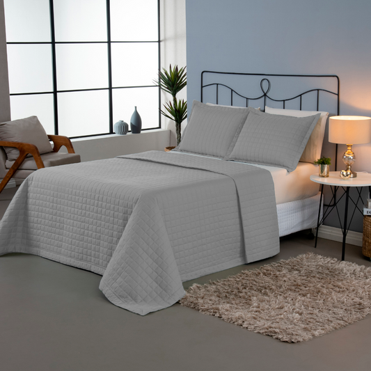 Kit Cobre-Leito Matelado Copacabana 3 Peças Queen Cinza Micropercal 300 Fios